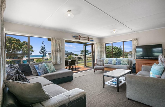 Waihi Beach Break