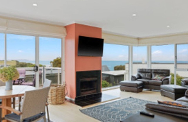 Beachcomber Avenue Smiths Beach 