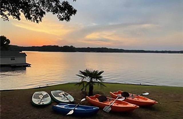Wake & Lake - Sleeps 8, Big Water Views! + More!
