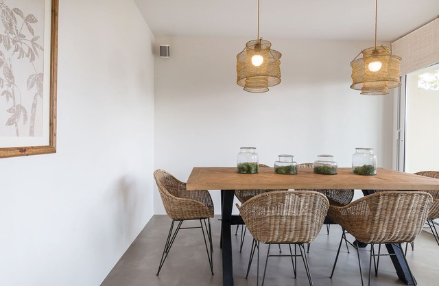 Wake up with the sea breeze in this Costa Brava apartment