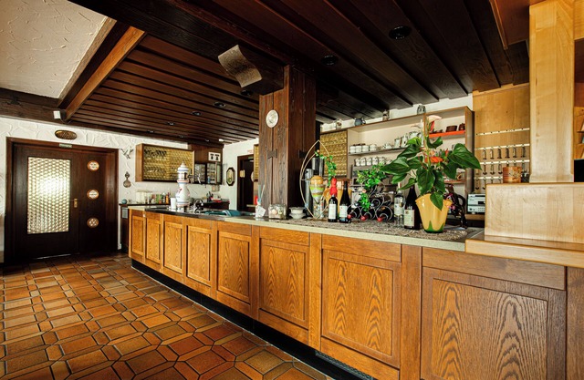 Waldhotel Auerhahn Bed & Breakfast