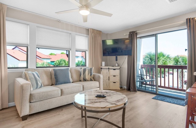 ☀️Walk 2 Beach -Pool-Sauna-Budget Friendly - St. Thomas Square Villa 1211C☀️