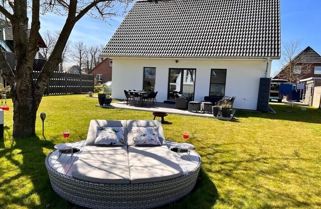 Walking distance to the beach, Baltic Sea between Wismar and Boltenhagen (Wallbox at the house)