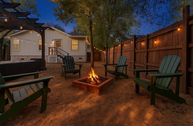 Walk to ACL-1 block-5min Zilker Home-Soco, Walkable !