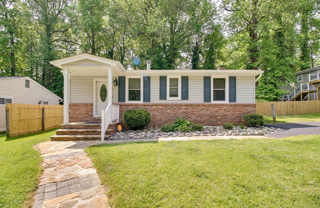 Walk to Beach: Charming Maryland Home w/Yard!