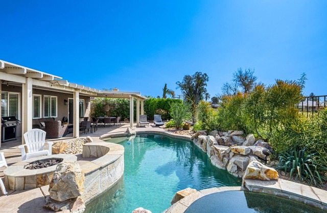 Walk To Coachella/Close To Horse & Dog Show Gorgeous Highly Upgraded Pool Home