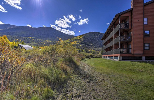 Walk to Main St: Frisco Condo w/Community Pool!