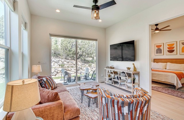 Walk to Southern Utah Campus: Home w/Fire Pit