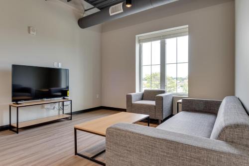 Walkable Bloomington Apartment Near IU Campus!