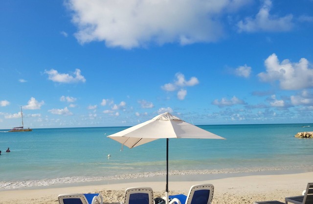 Walking distance to the beach