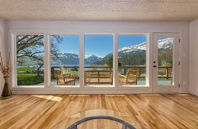 Wallowa Lake Wahluna Terrace Retreat