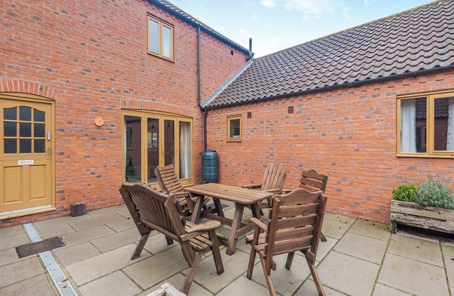 Walnut Cottage - UK45579