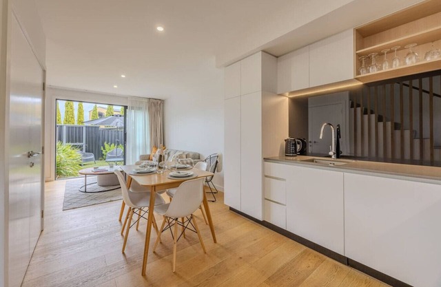 Wanaka Riverside Apartment
