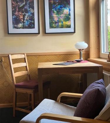 Wandergesellenzimmer mit Bad und Küche