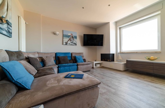 Wanderlust - Two Bedroom Apartment, Sleeps 4