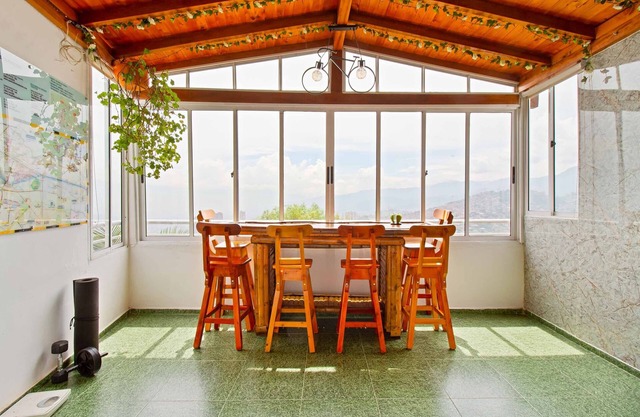 Wao . Nice house with fantastic views!