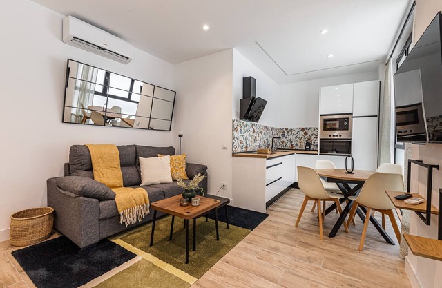 Waou Chamberi VIII - Short Term Rental