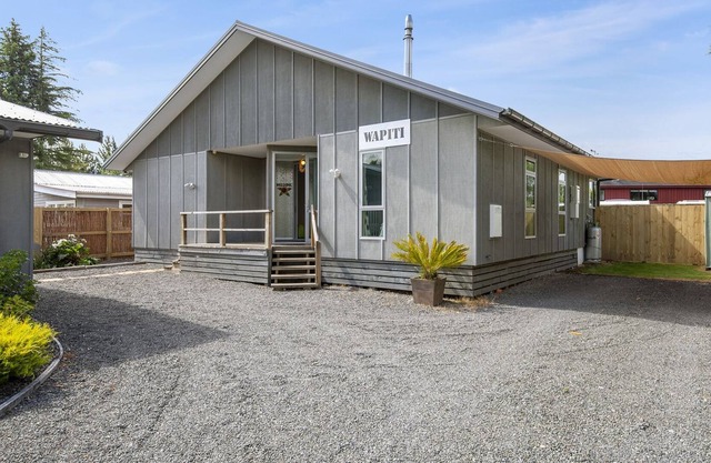 WAPITI - TURANGI HOLIDAY HOME, family friendly in Turangi