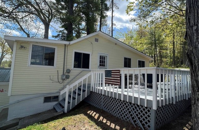 WARD'S COVE Sebago Lake