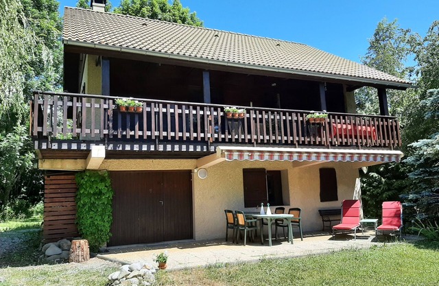 Warm Traditional Chalet, Snow/Sun Hautes Alpes, All Comfort