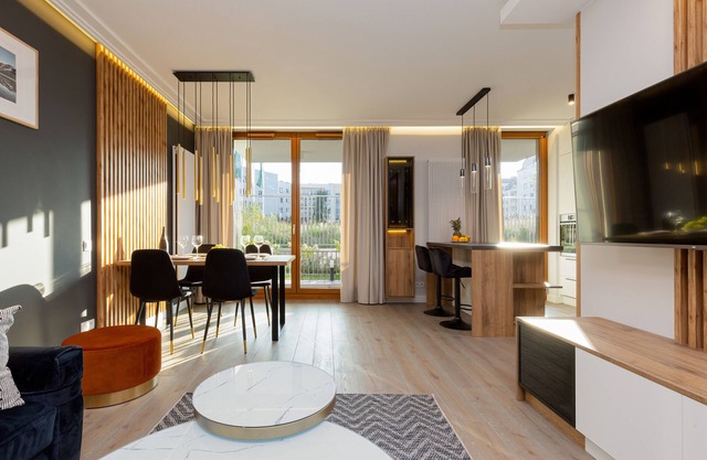Warsaw Apartment Szajnowicza by Renters