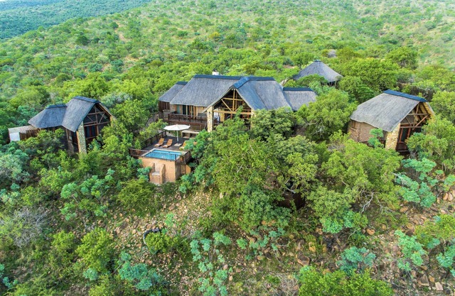 Warthog Lodge – Mabalingwe Game Reserve – Luxury, Self-Catering Safari Getaway