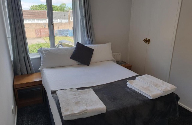 Washington's Diamond 3 Bedroom House Sleeps 6Guest