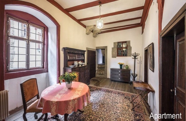 Wasserschloss Unsleben, Exclusive apartment in the castle