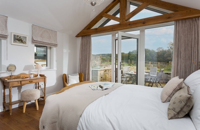 Water's Edge - a beautiful property in Chorley, Lancashire sleeping 4 guests