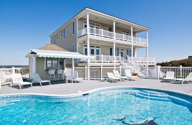 Water's Edge, Oceanfront House in Salter Path, NC!