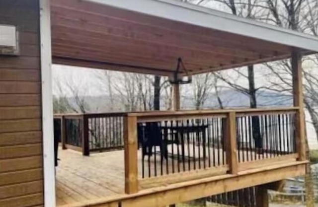 Water view charming lake house!nThe perfect cozy gateway in nature!