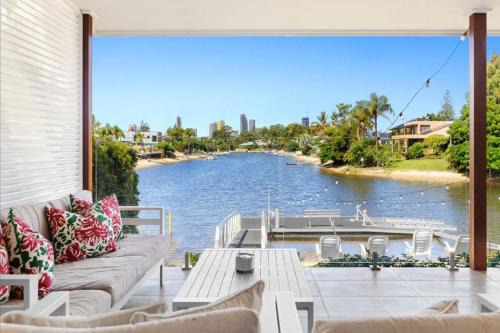 Water View Family Getaway - WiFi, Pool, BBQ