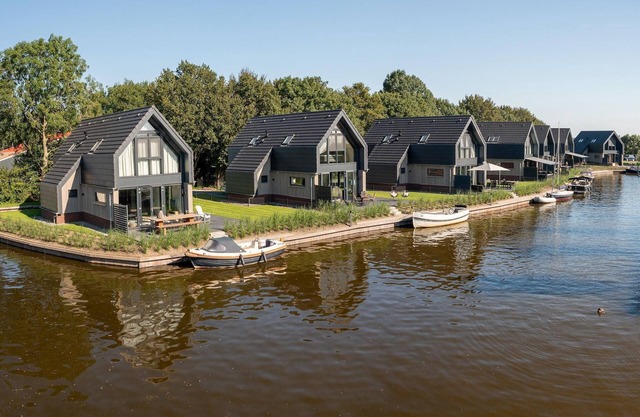 Water Villa in Balk with Private Jetty