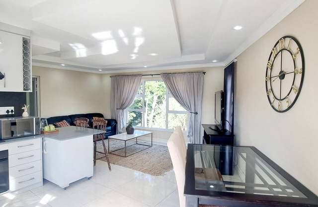 Waterfall City Guest Lodge - Presidential Suite