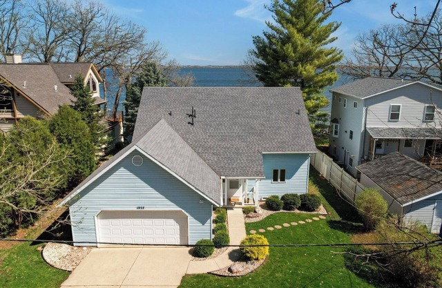 Waterfront 3-Bedroom Home with Modern Amenities