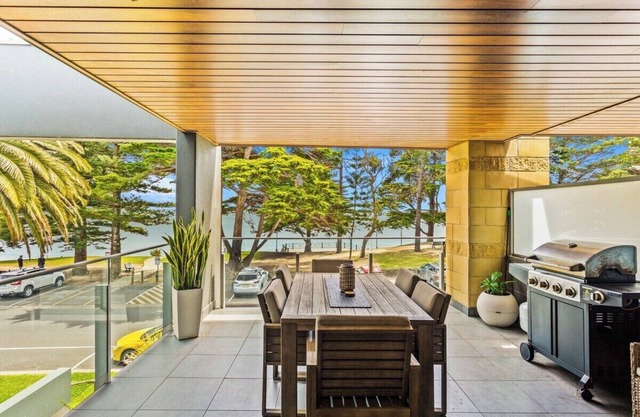 Waterfront Apt, Gorgeous Views