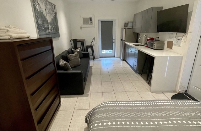 Waterfront downtown ft lauderdale luxury urban loft