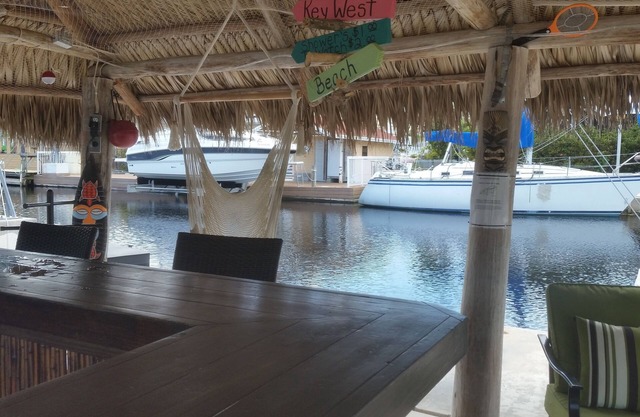 WATERFRONT DREAM!