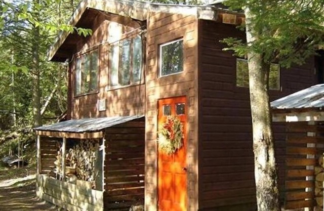 Waterfront Guest Cabin, access to Craftsbury Outdoor Center
