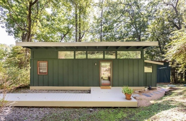 Waterfront Home in Chapel Hill