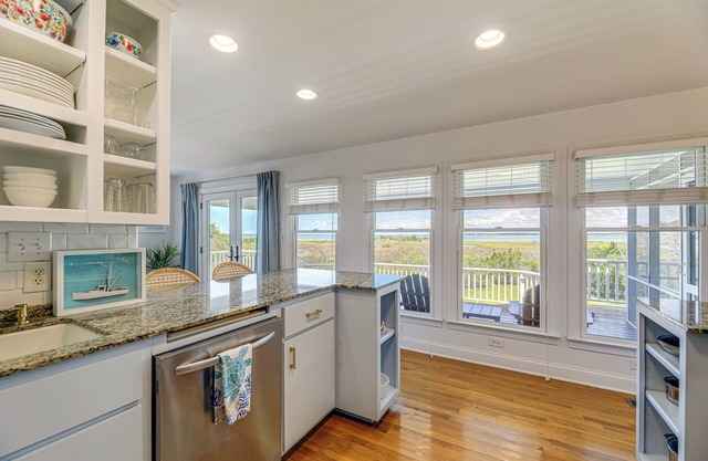 Waterfront Home w/Screened Porch & Sunsets