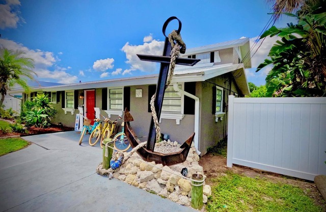 Waterfront Home with Private Dock and Kayaks 4 Bedroom 2 Bath