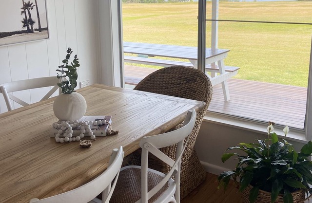 Waterfront house overlooking the Inlet - now with WIFI