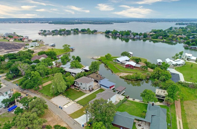 Waterfront Lake House with Boat Lift and Dock on Lake LBJ