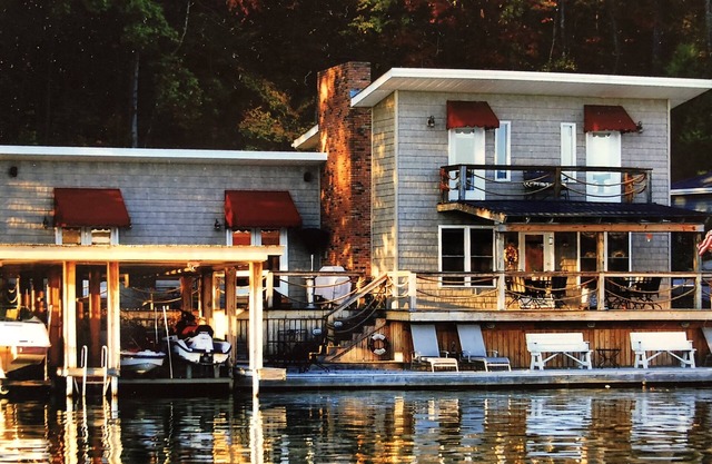 Waterfront Living on Wilson Lake