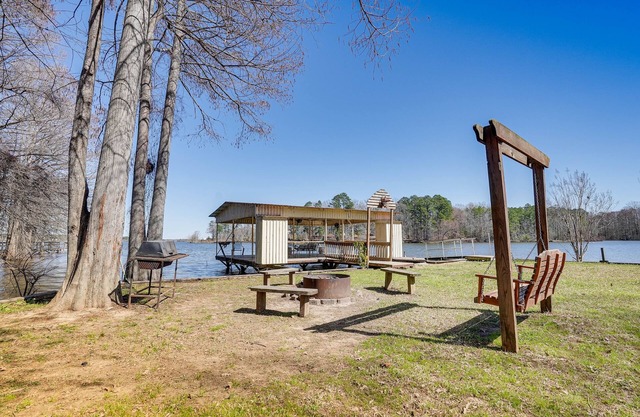 Waterfront Louisiana Home w/Private Boat Launch!
