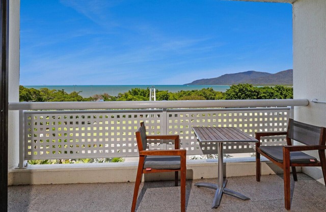 Waterfront Luxury with Panoramic Sea Views