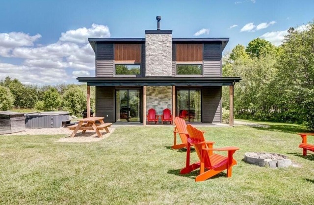 Waterfront Luxury chalet I-Lac Simon