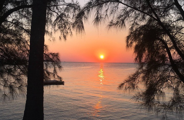 Waterfront Luxury Living Inside & Out, Gulf View, On the Water!