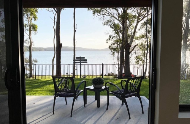 Waterfront property, expansive lake views